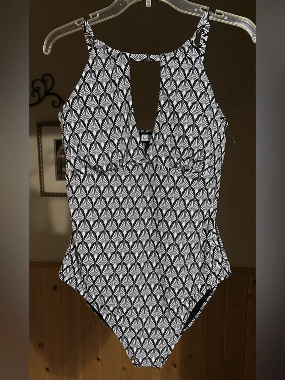 NEW Leilani One Piece Swimsuit 14 Neutral Modest Keyhole Neck Slimming Resort